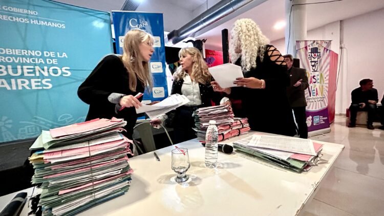 Más de 200 familias del Partido de La Costa accedieron a la escritura de su vivienda