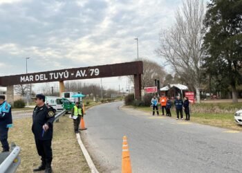 Se realizó un operativo de control vehicular en el acceso a Mar del Tuyú