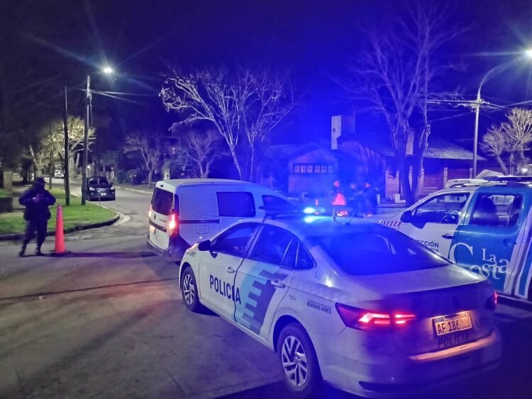 Se llevaron a cabo operativos de tránsito en una plaza de Mar de Ajó