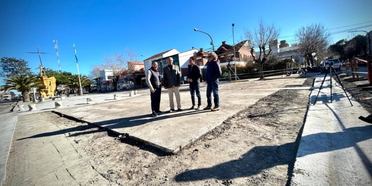 En marcha el plan municipal de bacheo y embellecimiento de Mar de Ajó