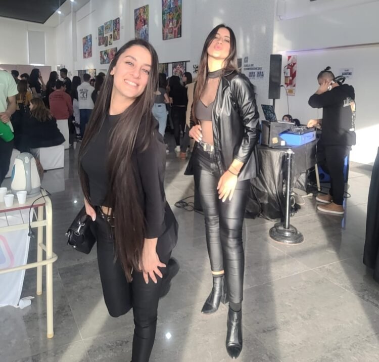 Se realizó un casting abierto de modelaje en el Espacio Multicultural de Mar de Ajó