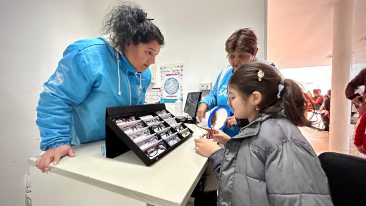 Se llevó a cabo la segunda etapa del programa «Ver para aprender»