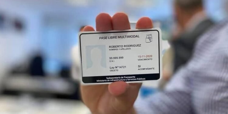 Pase Multimodal gratuito para personas con discapacidad