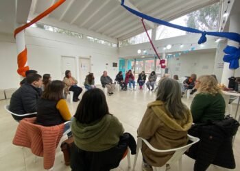 El Municipio trabaja junto a productores y emprendedores ceramistas de La Costa