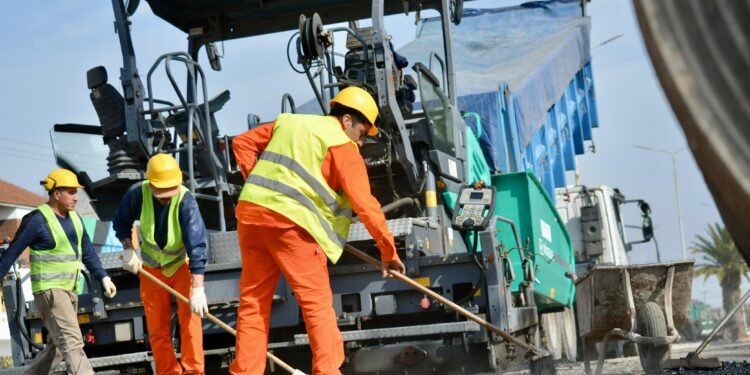 Siguen en marcha las obras del Plan Municipal de Bacheo en Mar de Ajó