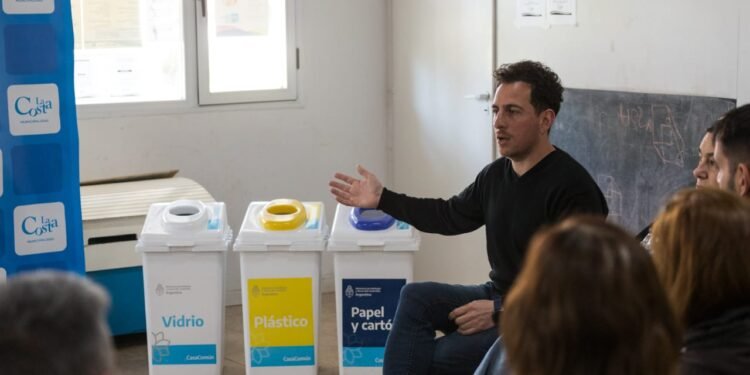Comunidades Sostenibles: Capacitación con recolección de reciclables en Santa Teresita