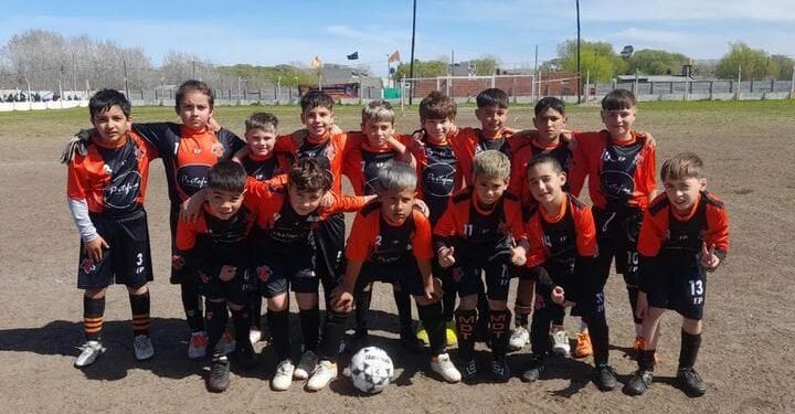 Fútbol costero: sorpresas en una nueva jornada