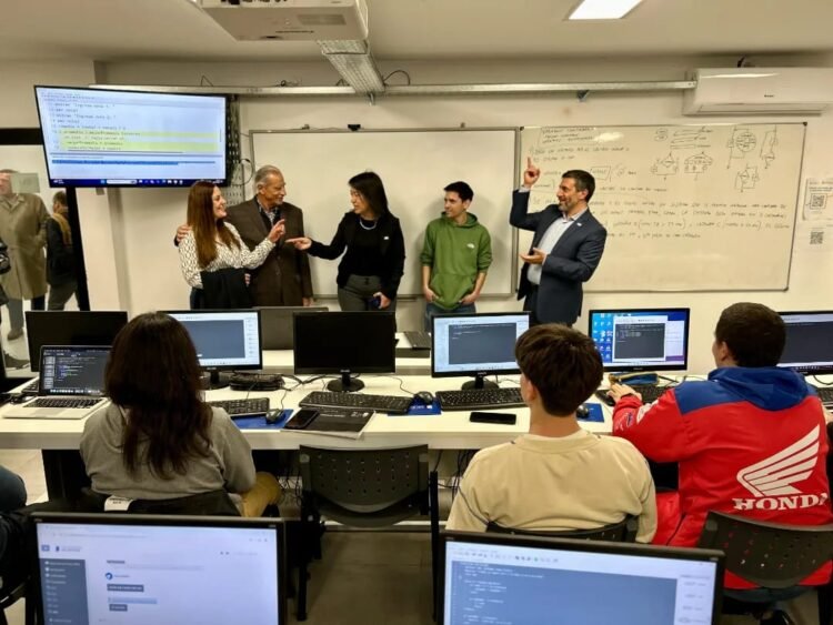 Se firmó el convenio para seguir brindando el acompañamiento a las carreras de la Universidad Atlántida Argentina