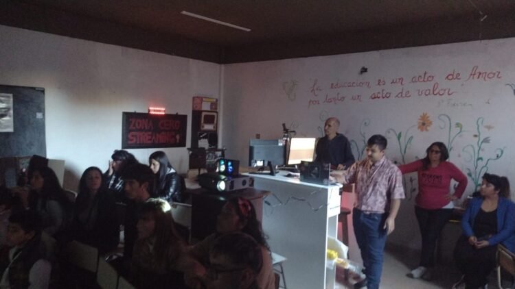 Gran convocatoria en la Expo Educativa del Instituto Superior de Formación Docente y Técnica N° 89, Dr. René Favaloro