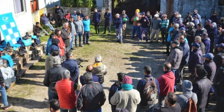 Se completó la entrega de indumentaria de trabajo en todas las delegaciones del Partido de La Costa