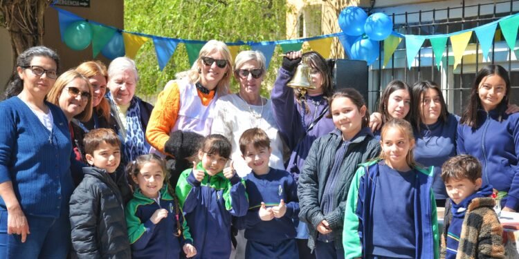 El Colegio Inmaculada Concepción de San Clemente del Tuyú celebró sus 70 años en la comunidad