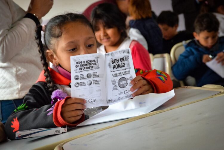 Se desarrolló el programa municipal “EduCiencia” en la Escuela Primaria N° 3 de Las Toninas