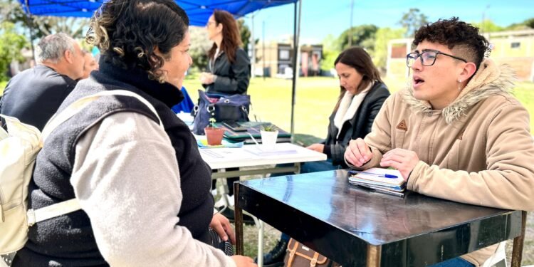 “La Muni Más Cerca” acercó servicios en el CAPS de Mar de Ajó