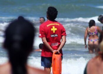 La Costa planifica la seguridad para la próxima temporada con operativos en nocturnidad, playa y vialidad