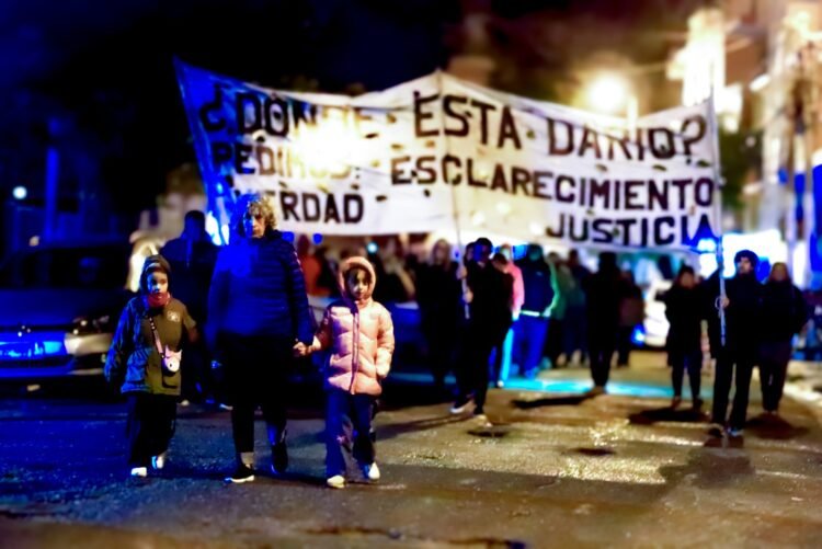 La comunidad se movilizó para reclamar justicia a 23 años de la desaparición de Darío Jerez