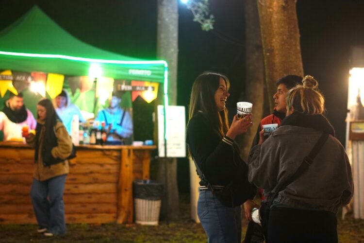 El Oktubre Fest se llevó a cabo con gran éxito en Santa Teresita