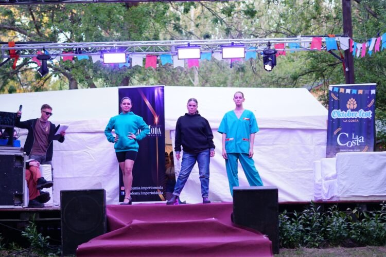 El Oktubre Fest se llevó a cabo con gran éxito en Santa Teresita