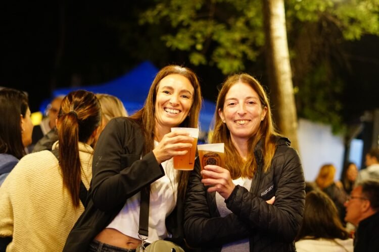 El Oktubre Fest se llevó a cabo con gran éxito en Santa Teresita