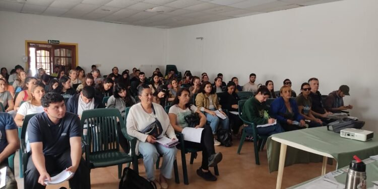 Nuevo curso de manipulación de alimentos en San Clemente previo a la temporada de verano