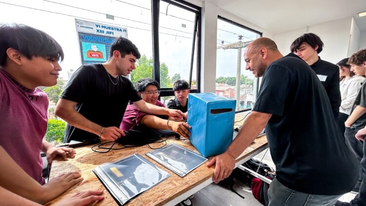 Se realizó una nueva edición de la Muestra IT junto a instituciones de toda la región