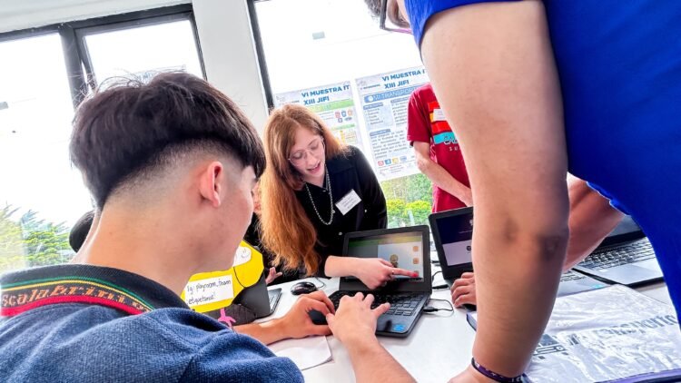 Se realizó una nueva edición de la Muestra IT junto a instituciones de toda la región