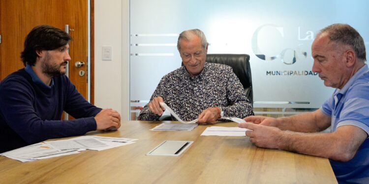 La Municipalidad firmó un acuerdo con Provincia para comenzar a construir 29 viviendas en La Costa