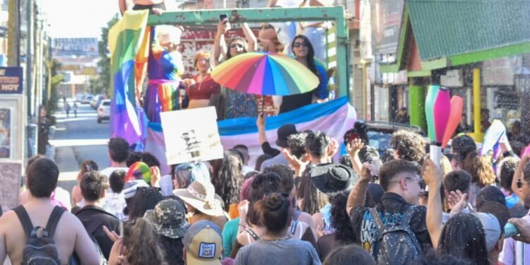 San Clemente del Tuyú se prepara para la Sexta Marcha del Orgullo LGBTI+ de La Costa