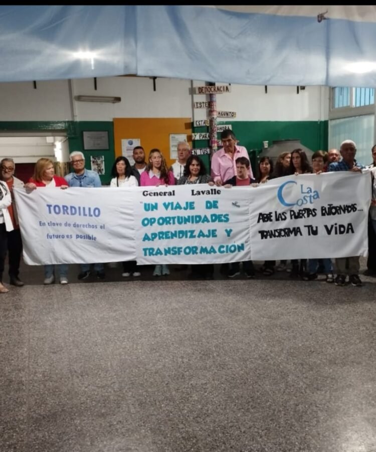 Se celebró el 51º aniversario de la modalidad educativa de Jóvenes, Adultos y Adultos Mayores