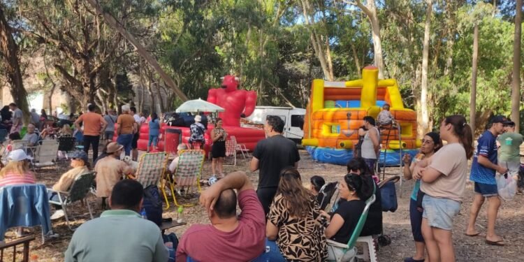 San Clemente celebró sus 89 años en el Vivero Cosme Argerich