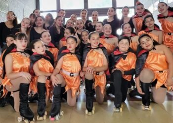 Las escuelas municipales de Patín artístico cerraron el año con un gran show en Mar del Tuyú