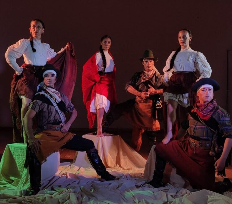 Este domingo se presentarán las obras finales de la carrera de Danzas Folklóricas y Tango en el Multicultural de Mar de Ajó