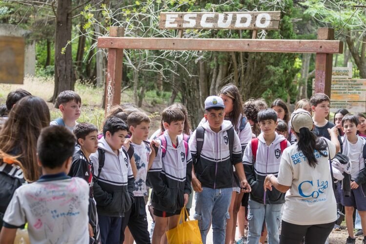 Más de 800 estudiantes disfrutaron de una experiencia educativa en el Vivero Cosme Argerich