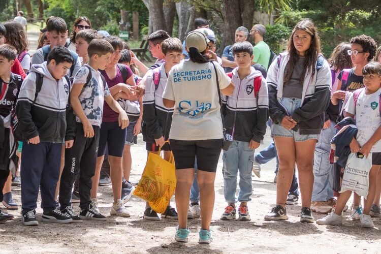 Más de 800 estudiantes disfrutaron de una experiencia educativa en el Vivero Cosme Argerich