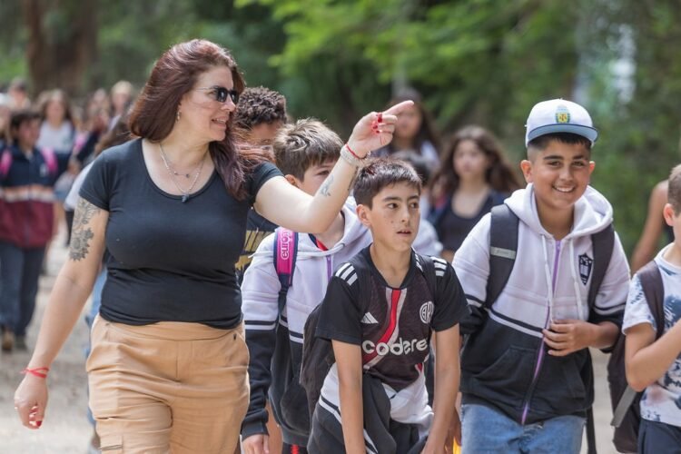 Más de 800 estudiantes disfrutaron de una experiencia educativa en el Vivero Cosme Argerich