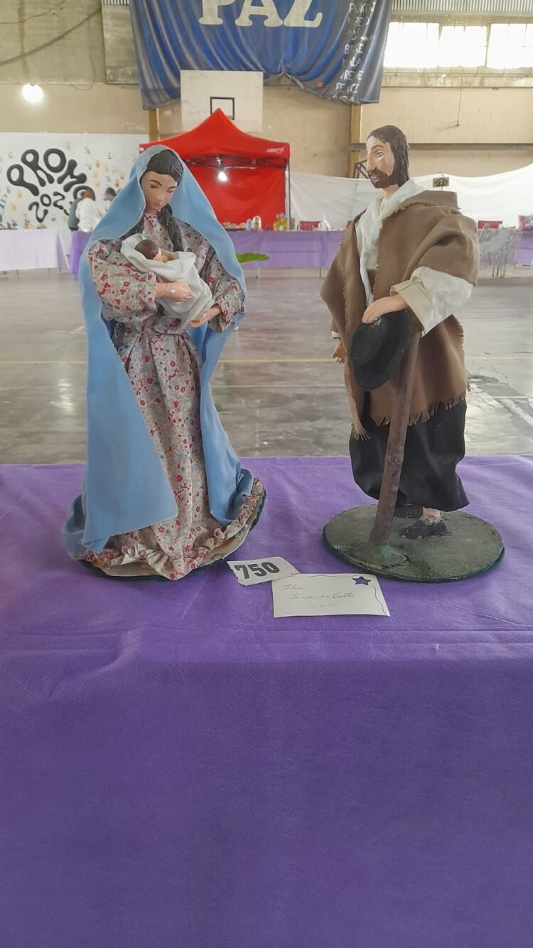 Familias Pioneras San Clemente expuso 371 pesebres renovando una vez más el espíritu de la Navidad