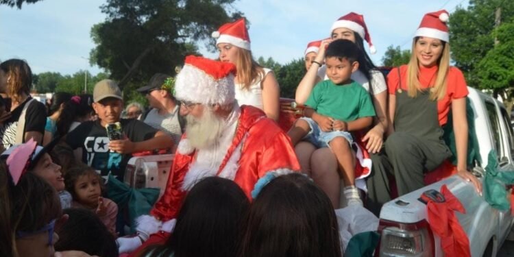 Este lunes, Papá Noel recorrerá las calles de Santa Teresita