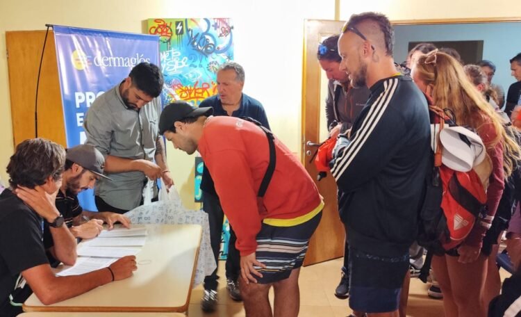 Se realizó una charla preventiva sobre el cuidado de la piel para guardavidas