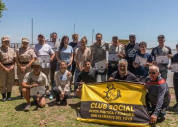 La Escuela de Náutica de San Clemente entregó sus primeros certificados