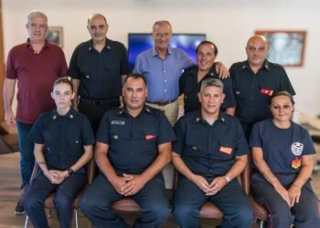 El intendente De Jesús recibió a bomberos costeros que combatieron los incendios en El Bolsón