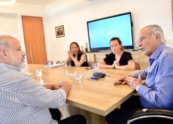 La Municipalidad de La Costa firmó un convenio con la Universidad de las Artes para la llegada de 8 diplomaturas