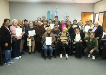 RECONOCIMIENTO A TRABAJADORAS VECINALES DEL MUNICIPIO DE  ESTEBAN ECHEVERRÍA