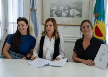 EL IPS Y EL INSTITUTO CULTURAL PONEN AL TEATRO EN MOVIMIENTO