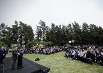 “500 días sin obra pública”: La Costa acompañó al gobernador Kicillof en su reclamo al Gobierno nacional