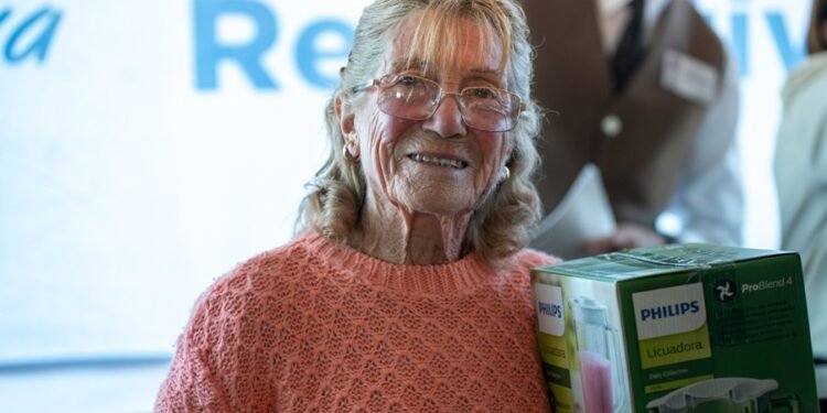 BUENOS AIRES SIEMPRE ACTIVA: BINGO Y DIVERSIÓN PARA MÁS DE 400 PERSONAS MAYORES EN LA PLATA