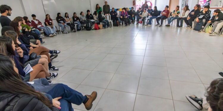 Estudiantes al Centro: Se llevó a cabo la primera mesa de trabajo del año