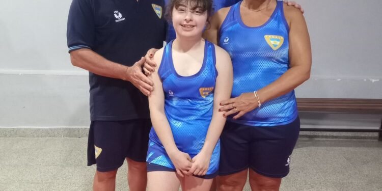 La costera Clara Lagos fue convocada a la Selección Argentina de Natación Adaptada