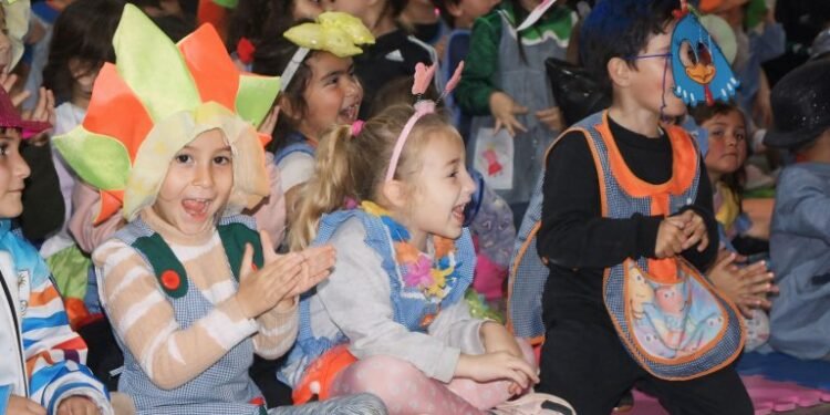 El Jardín N° 911 de Santa Teresita celebró su 30° aniversario junto a la comunidad