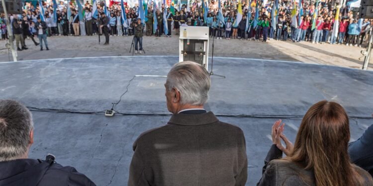 Con un gran festejo popular, La Costa celebró el Día de la Patria en comunidad