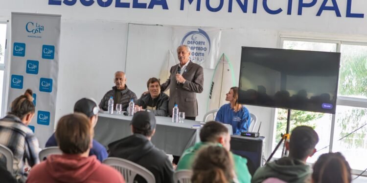 El Partido de La Costa fue sede del Primer Campus Nacional de Surf Adaptado