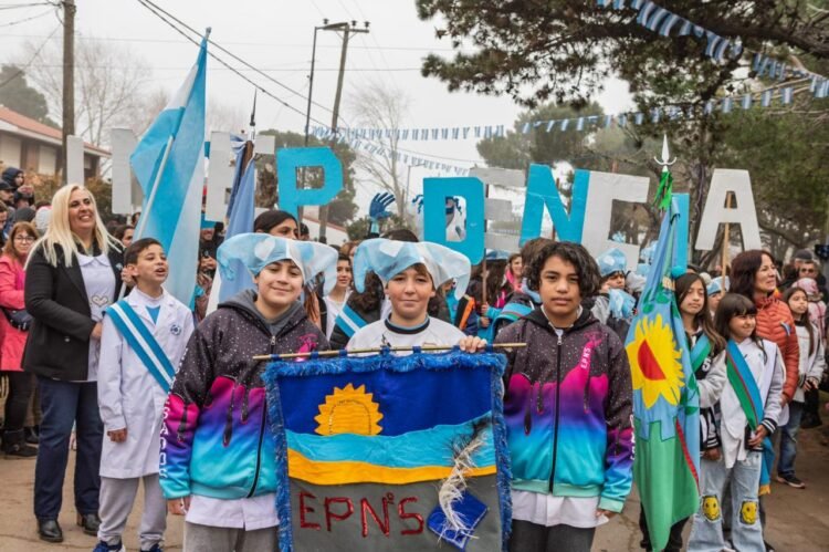 Día de la Independencia en La Costa: Juan llamó a defender la educación, el trabajo y la democracia